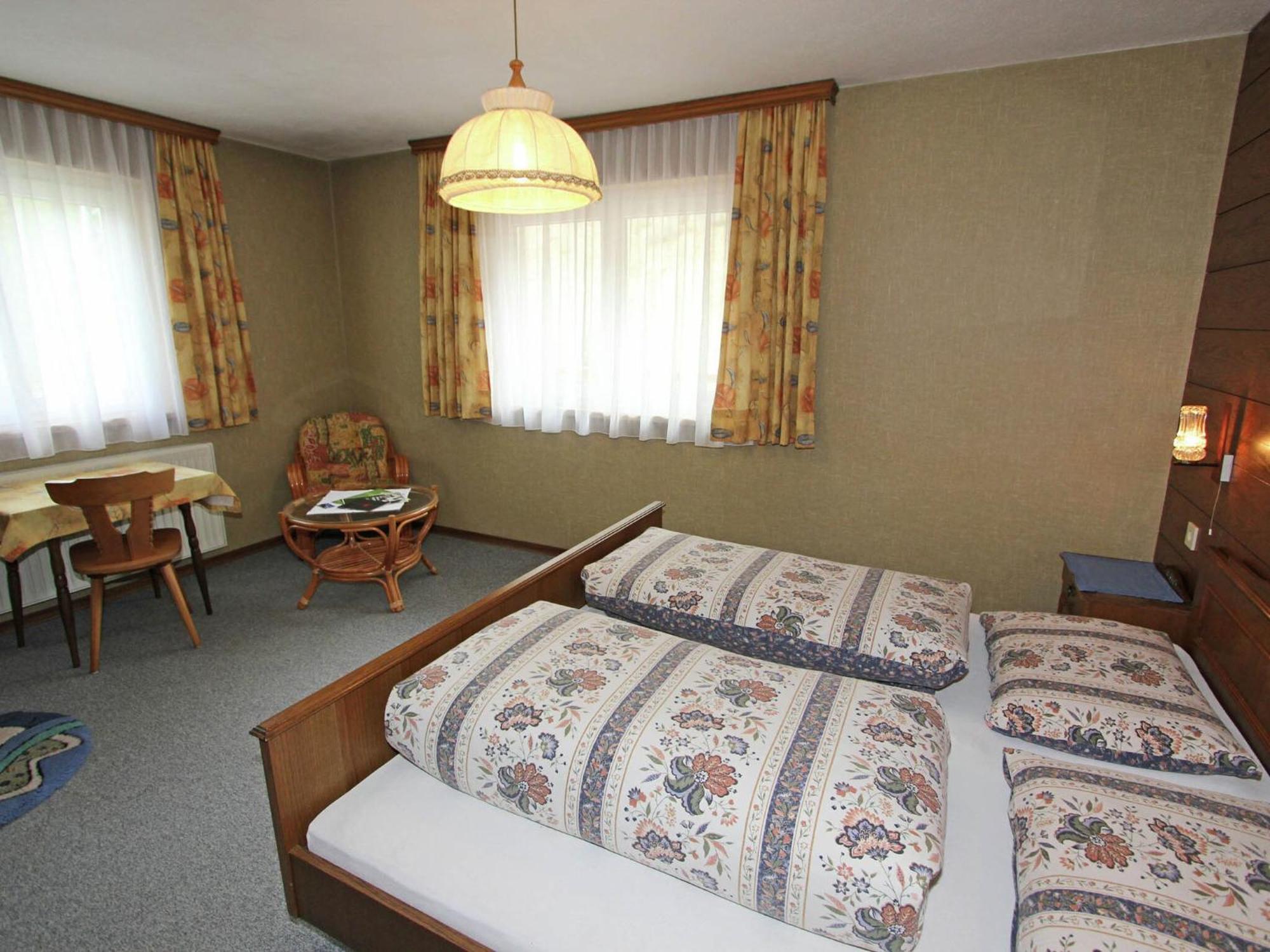 Home With A Wooden Decor And Full Of Atmosphere Außervillgraten Extérieur photo